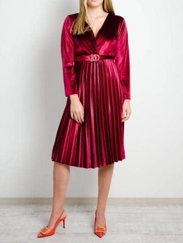 Długa plisowana welurowa sukienka czerwona