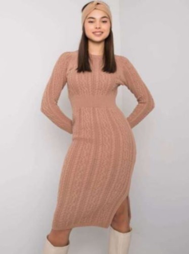 Dzianinowa jesienna sukienka